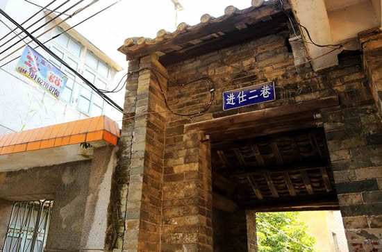 广州一日游到黄埔区深井古村欣赏明清建筑 追溯古村那段不平凡岁月