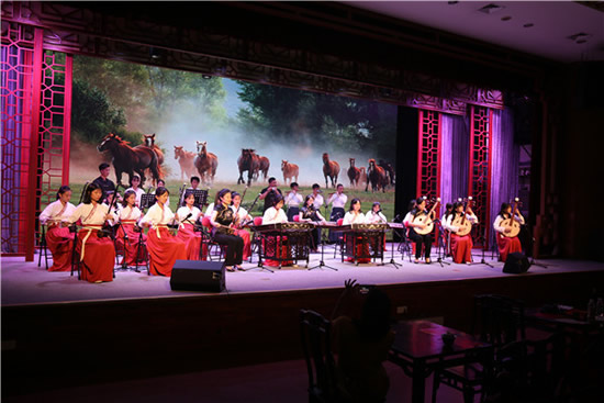 广东音乐非遗传承教学基地在开平市文化馆挂牌，将进一步落实文化遗产的传承！