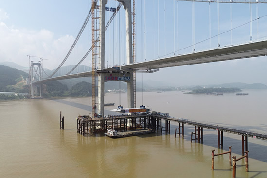 清云高速公路西江特大桥将于2019年通车，未来10分钟便可到达对岸！