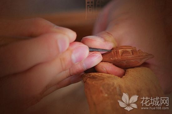 《中国符号》“手艺仁心”系列微纪录片全球首发，广州榄雕惊艳亮相！