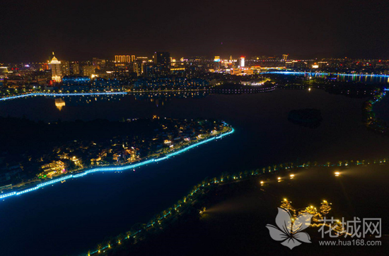 广东肇庆打造星湖夜景迎接中秋国庆，给各地游客一个全新的体验！